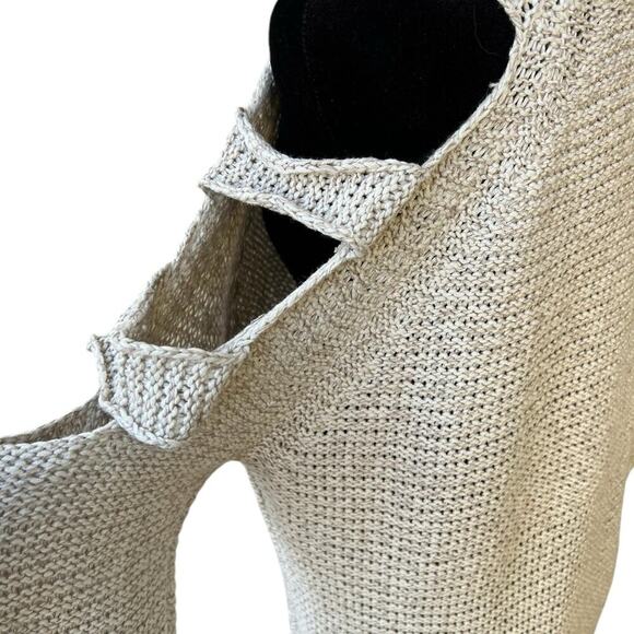 Alya women’s size large sweater with sleeve detail, oatmeal color - Picture 4 of 8